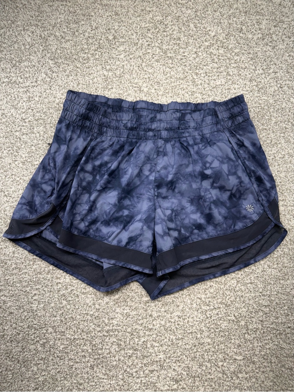 Women's Athleta Mesh Racer Run Purple Tie Dye Athletic 4-Inch Shorts Size Small